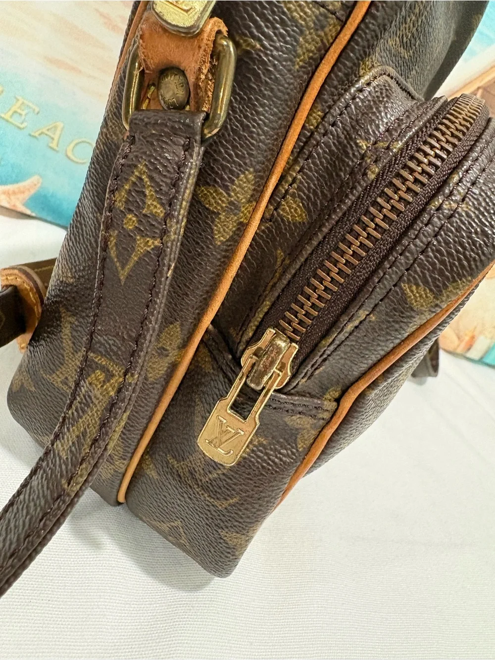Authentic Louis Vuitton Amazon Monogram Crossbody with Certificate